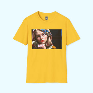 Alicia - Soft-Style Tee