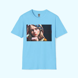 Alicia - Soft-Style Tee